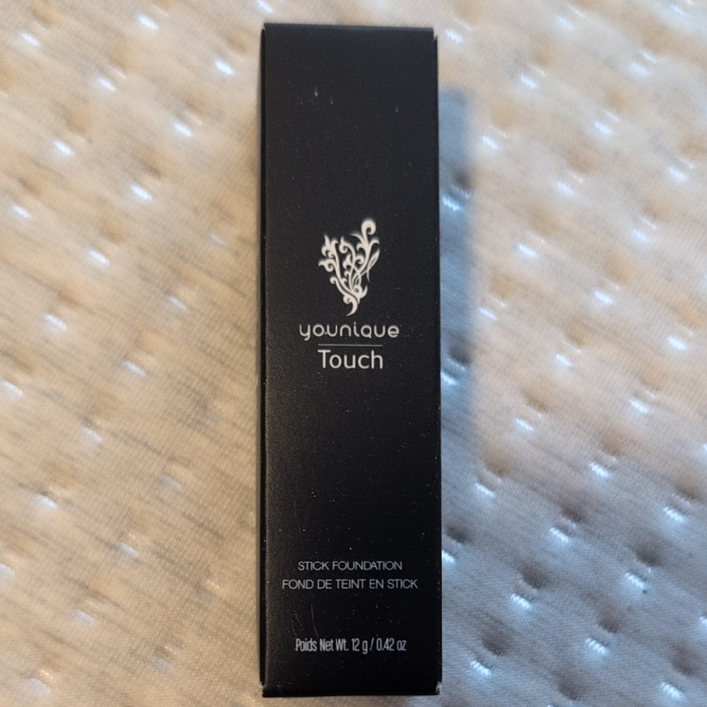 Younique Touch Foundation Stick in Taffeta